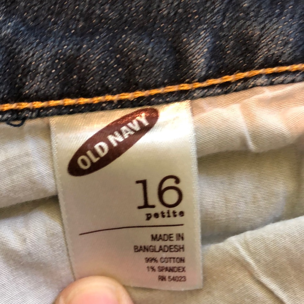 Old Navy Bermuda Blue Jeans Shorts Size 16 - Picture 4 of 5